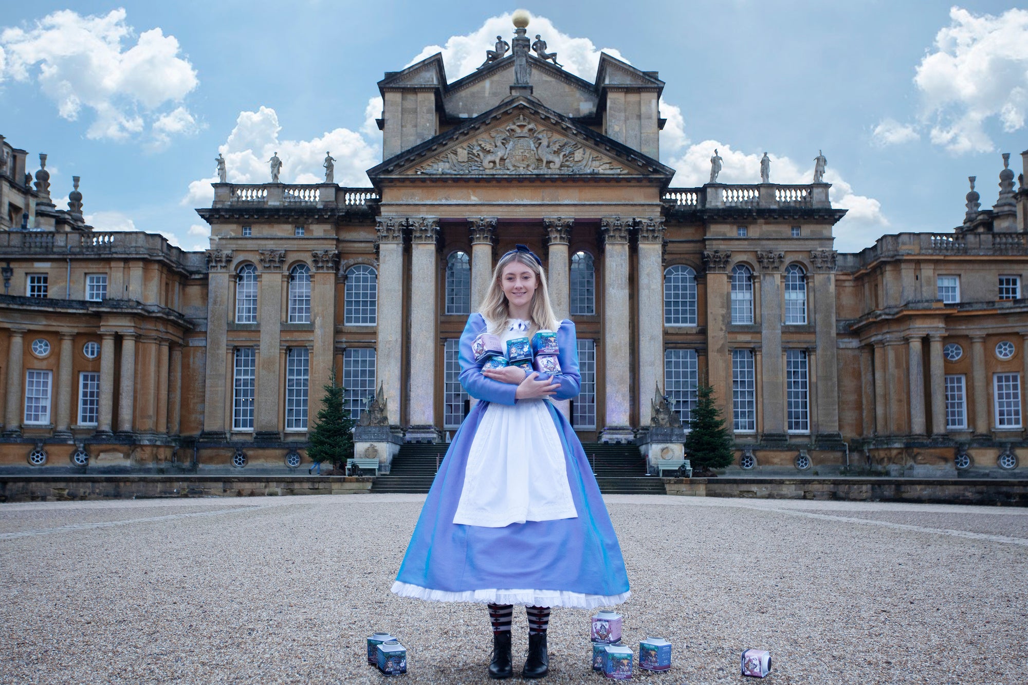 ALICE IN THE PALACE EXCLUSIVE WONDERLAND SERIES